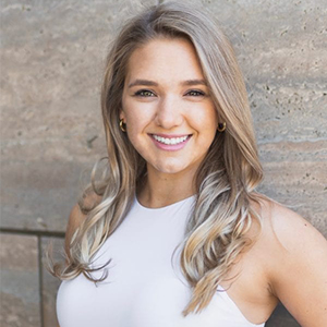 Dr. Jessica Dzieszko